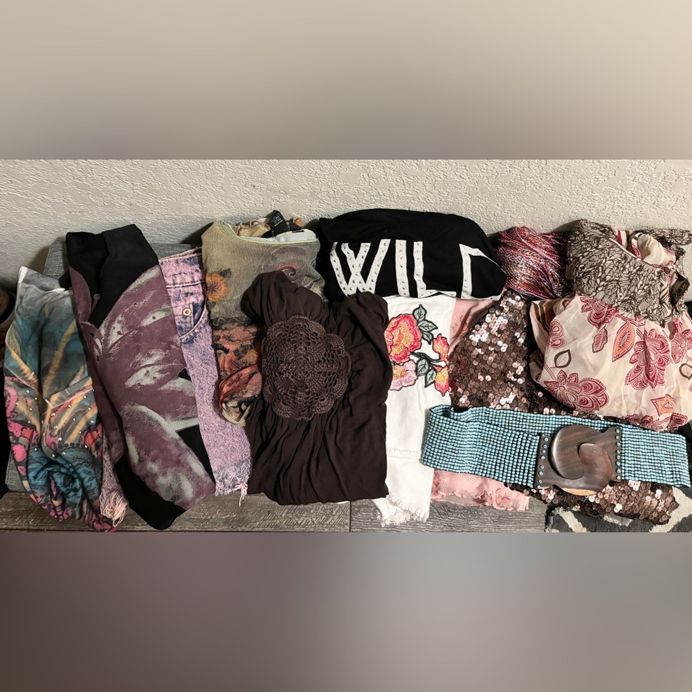 12 Piece Festival Boho Bundle for 1 Low Price: Banana Republic, BCBG +++🦋